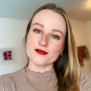 Meet your Posher, Lucie